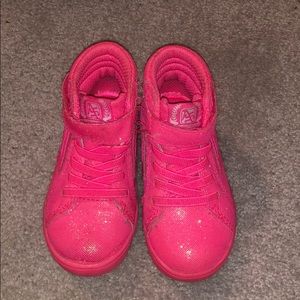 Toddler size 7 shoes